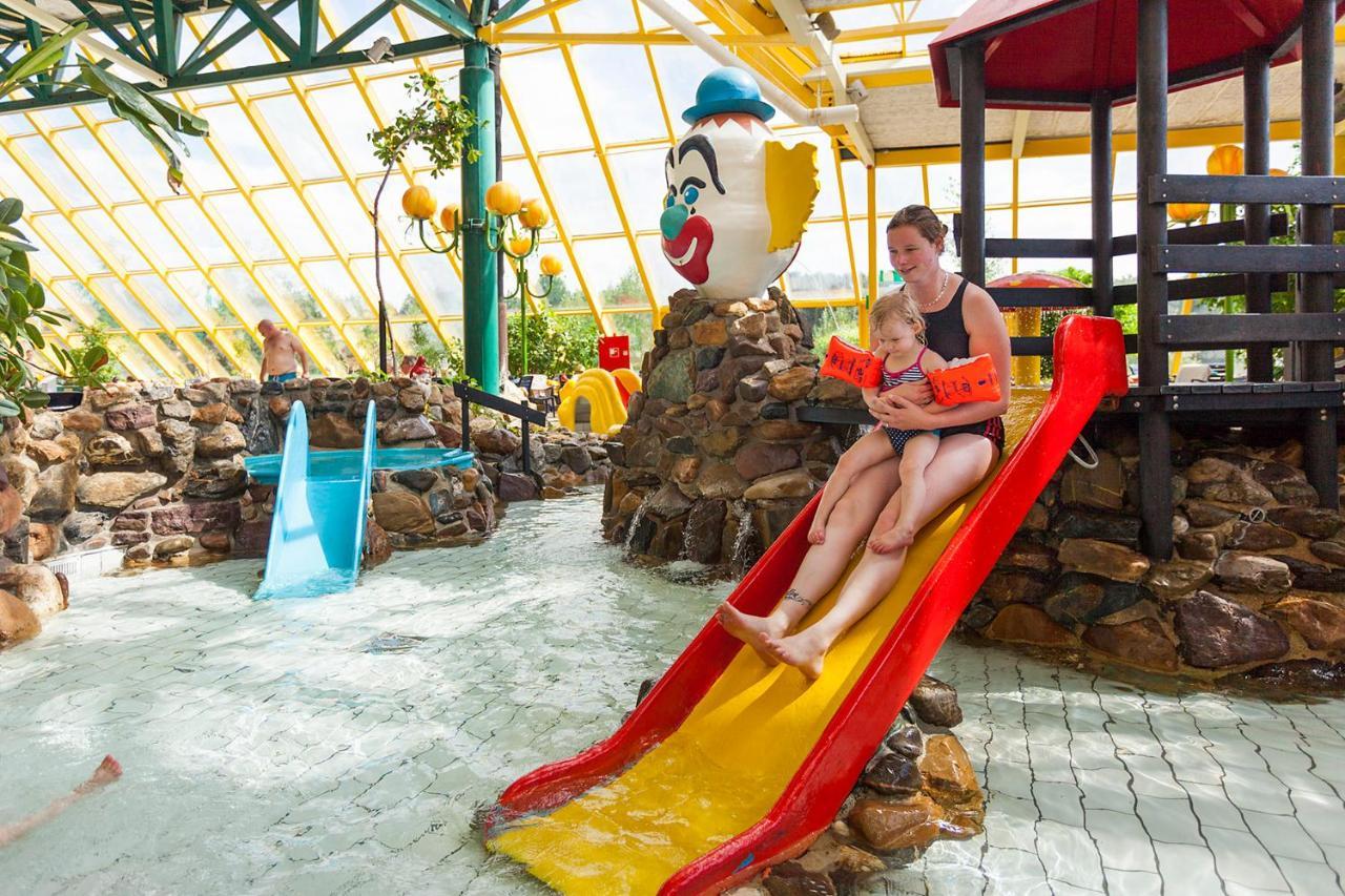 Oostappen Vakantiepark Hengelhoef Nv Otel Aan de Wolfsberg Dış mekan fotoğraf