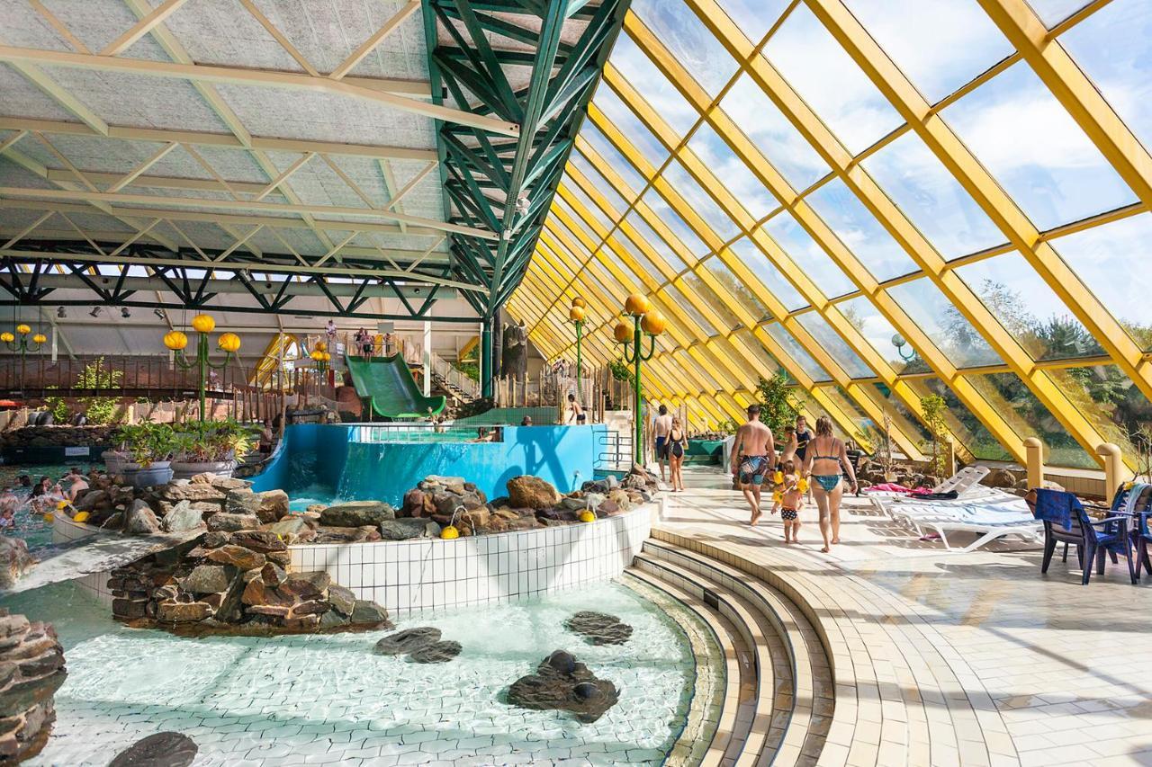 Oostappen Vakantiepark Hengelhoef Nv Otel Aan de Wolfsberg Dış mekan fotoğraf