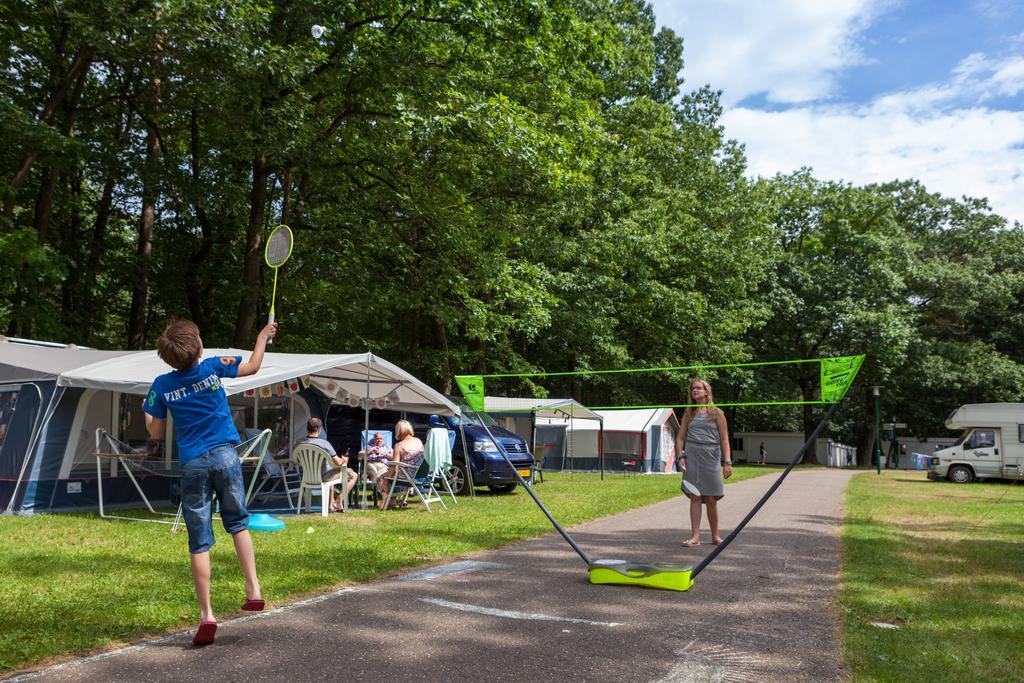 Oostappen Vakantiepark Hengelhoef Nv Otel Aan de Wolfsberg Dış mekan fotoğraf