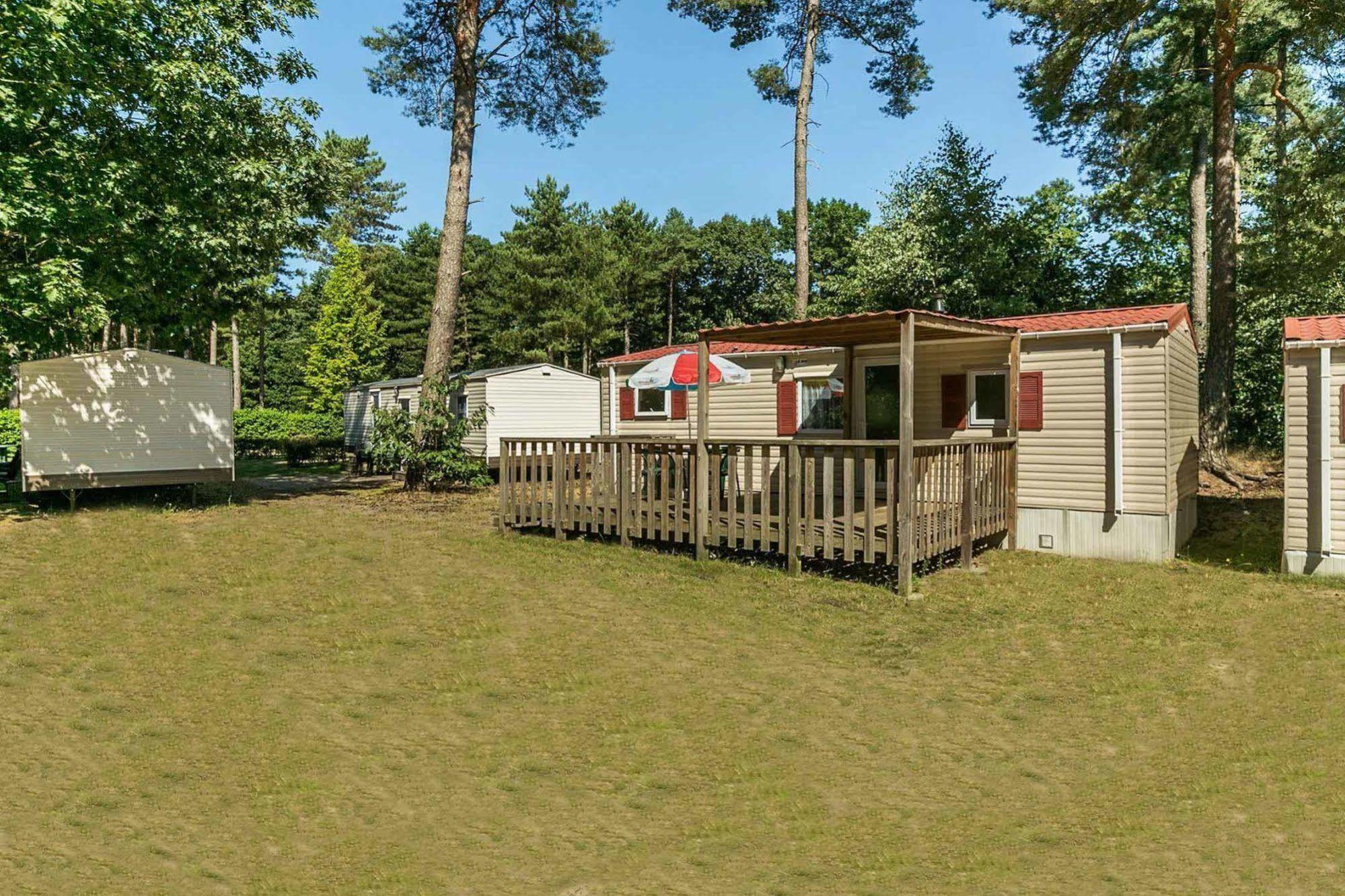 Oostappen Vakantiepark Hengelhoef Nv Otel Aan de Wolfsberg Dış mekan fotoğraf