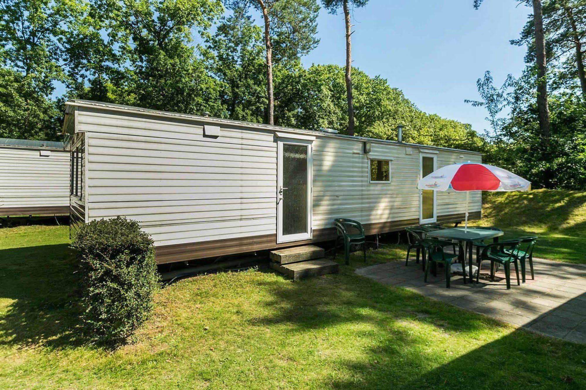 Oostappen Vakantiepark Hengelhoef Nv Otel Aan de Wolfsberg Dış mekan fotoğraf