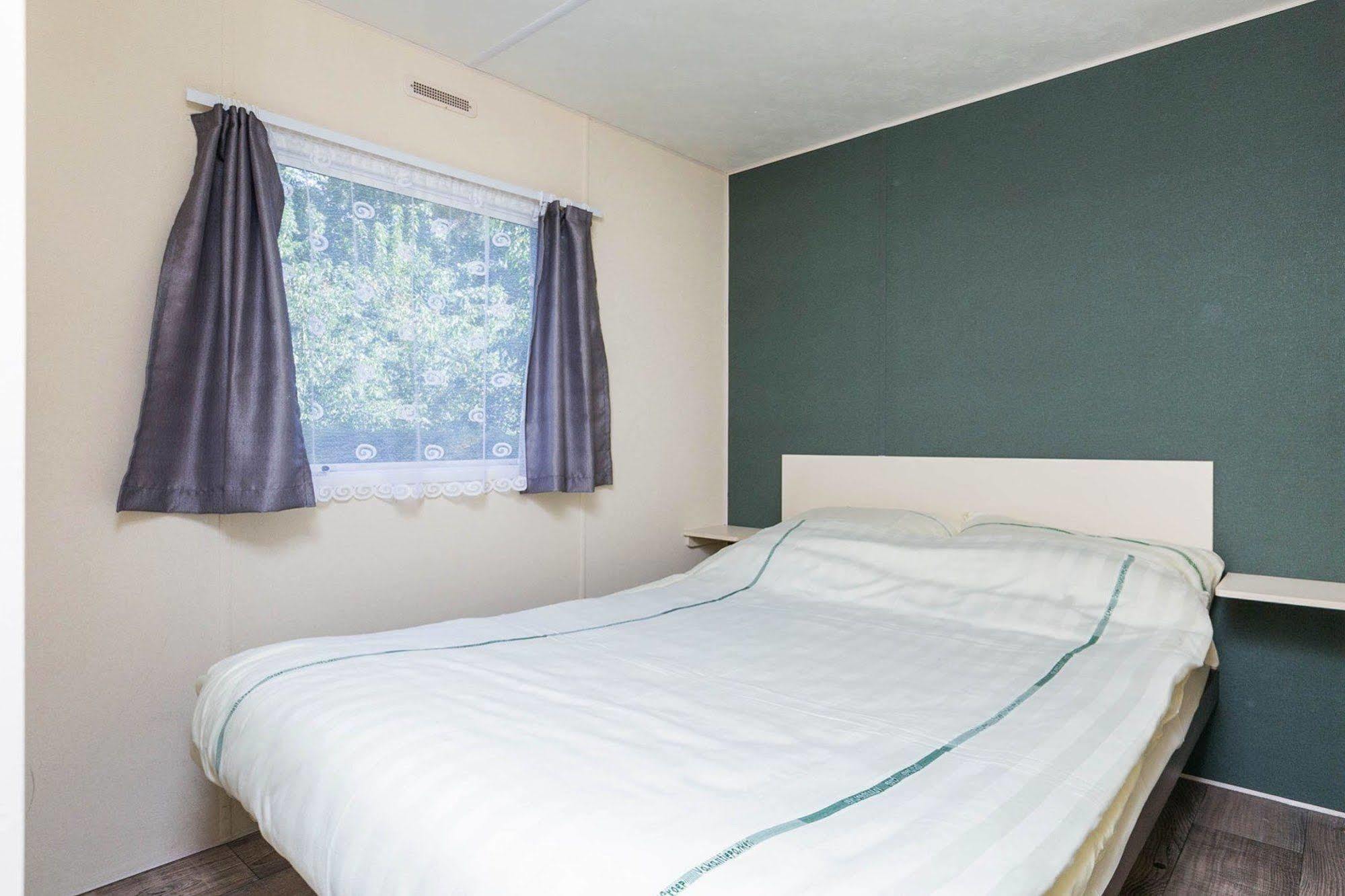 Oostappen Vakantiepark Hengelhoef Nv Otel Aan de Wolfsberg Dış mekan fotoğraf