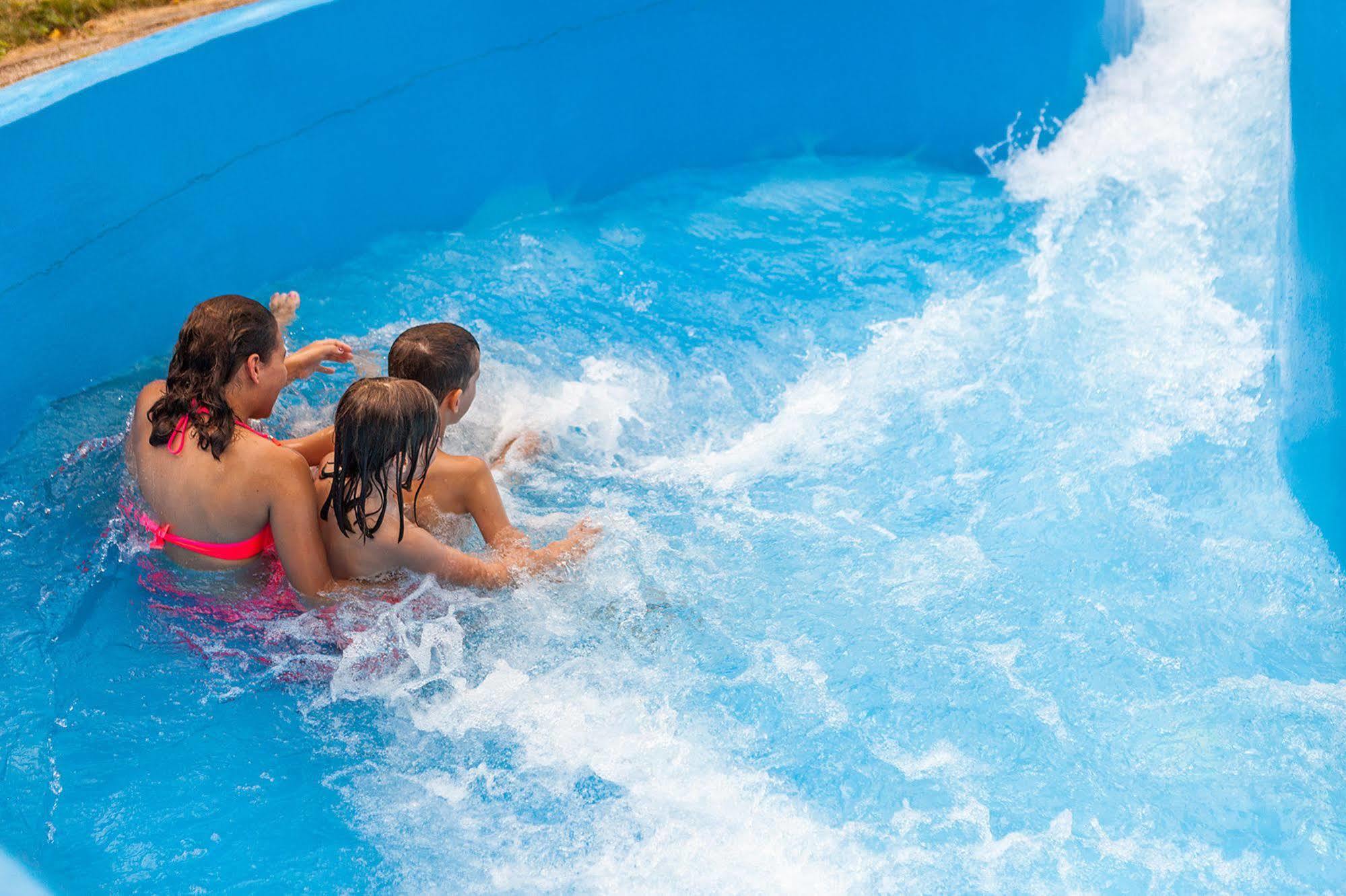 Oostappen Vakantiepark Hengelhoef Nv Otel Aan de Wolfsberg Dış mekan fotoğraf